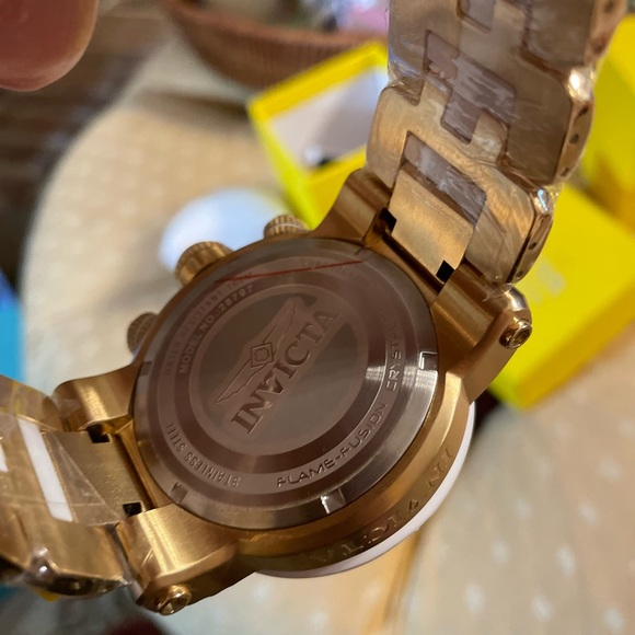 NWT Stylish Men’s Invicta 48mm Mother of Pearl Watch - Picture 9 of 11